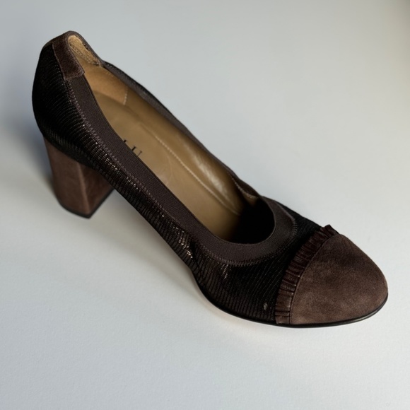 Anyi Lu brown suede, metallic heels - Picture 2 of 4